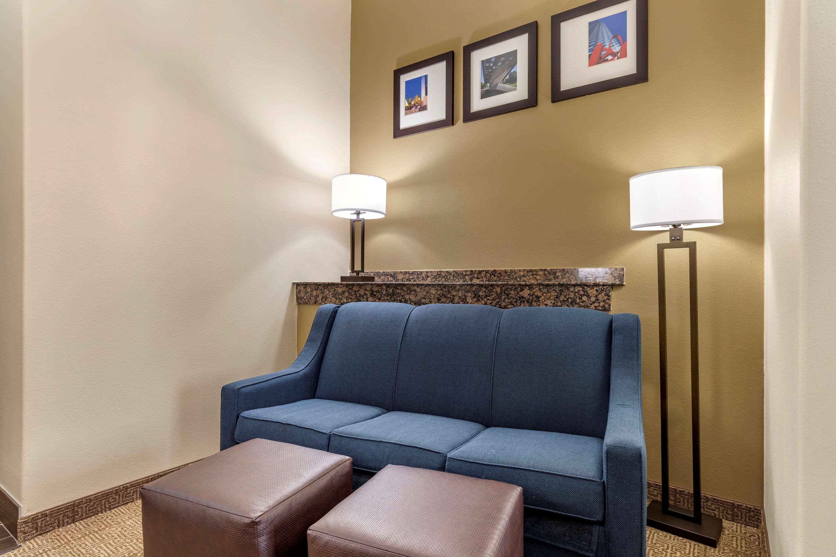 Comfort Suites West Dallas - Cockrell Hill Ngoại thất bức ảnh
