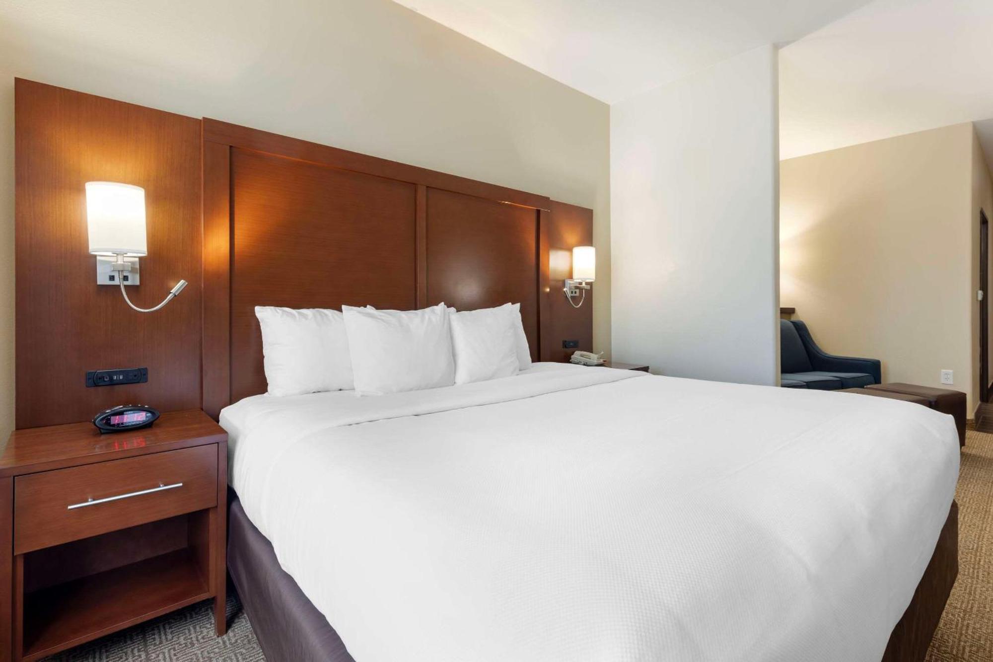 Comfort Suites West Dallas - Cockrell Hill Ngoại thất bức ảnh